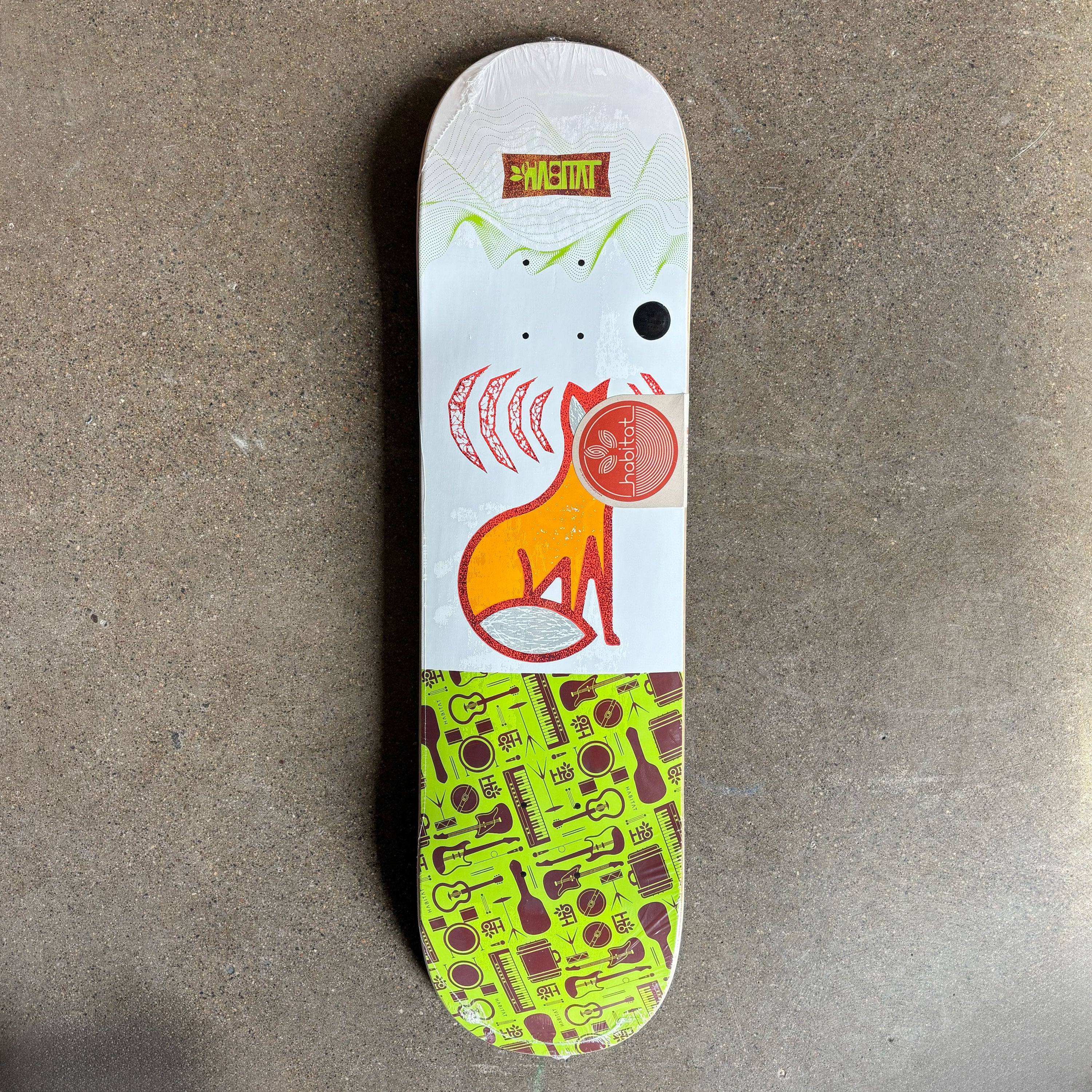 Full image of deck with cartoon art of fox.
